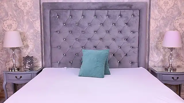 LexiRiley online show from January 15, 2026, 6:17 am