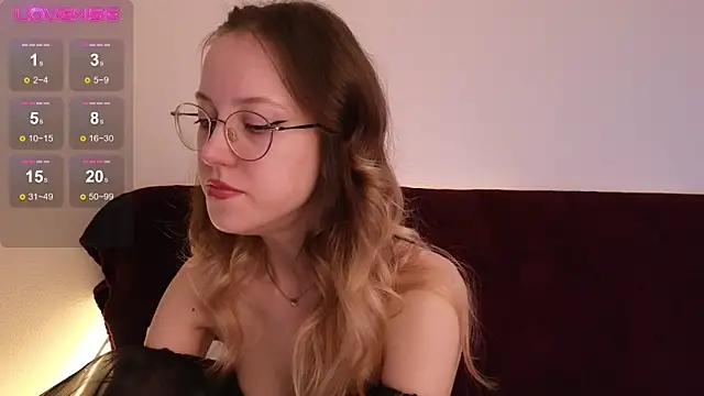 MaryBliss online show from October 16, 2025, 8:28 pm