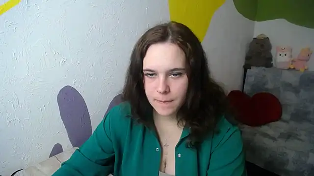 mini girly online show from November 4, 2025, 1:59 pm