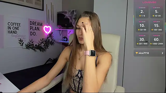 Snapshot of SofiaLolipop chatting on November 6, 2025, 11:14 am SofiaLolipop online show from November 6, 2025, 11:14 am