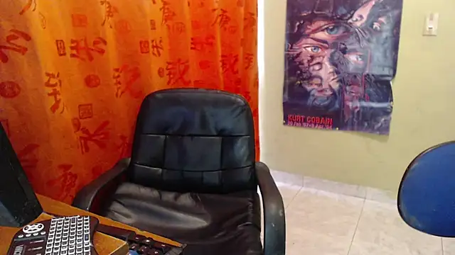 Hadespersefone online show from February 24, 2025, 8:03 pm