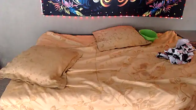 Hadespersefone online show from March 6, 2025, 3:35 pm