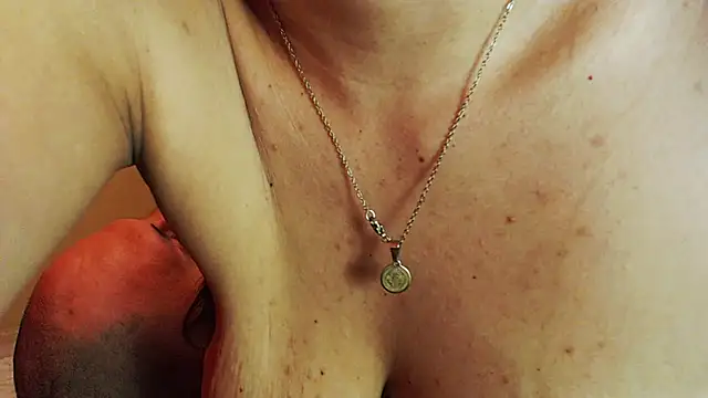 Hadespersefone online show from February 10, 2025, 8:42 pm