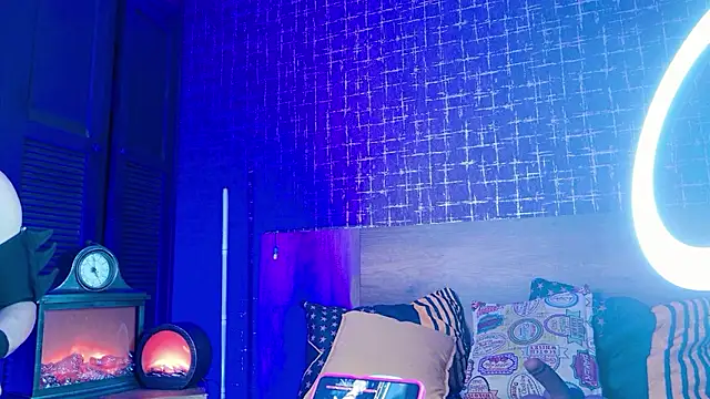 Domina-tef online show from January 11, 2026, 6:59 pm