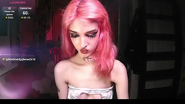 Snapshot of Ink__pleasure chatting on October 17, 2025, 12:25 am Ink pleasure online show from October 17, 2025, 12:25 am