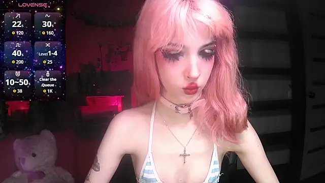 Snapshot of Ink__pleasure chatting on November 11, 2025, 11:09 pm Ink pleasure online show from November 11, 2025, 11:09 pm