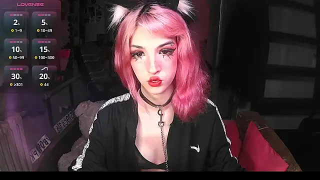 Snapshot of Ink__pleasure chatting on September 9, 2025, 11:47 pm Ink pleasure online show from September 9, 2025, 11:47 pm