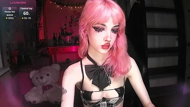 Snapshot of Ink__pleasure chatting on October 25, 2025, 2:11 am Ink pleasure online show from October 25, 2025, 2:11 am