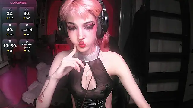 Snapshot of Ink__pleasure chatting on November 6, 2025, 1:53 am Ink pleasure online show from November 6, 2025, 1:53 am