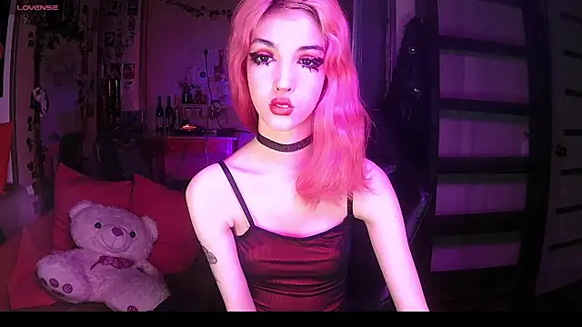 Snapshot of Ink__pleasure chatting on October 7, 2025, 11:28 pm Ink pleasure online show from October 7, 2025, 11:28 pm