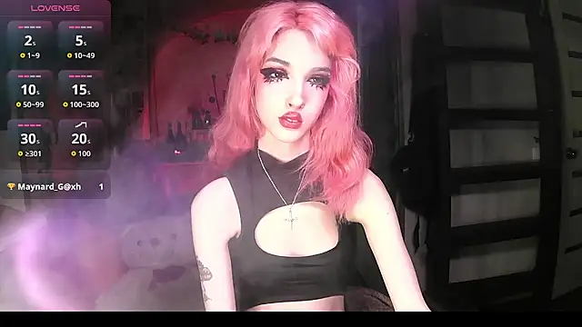 Snapshot of Ink__pleasure chatting on October 18, 2025, 11:18 pm Ink pleasure online show from October 18, 2025, 11:18 pm