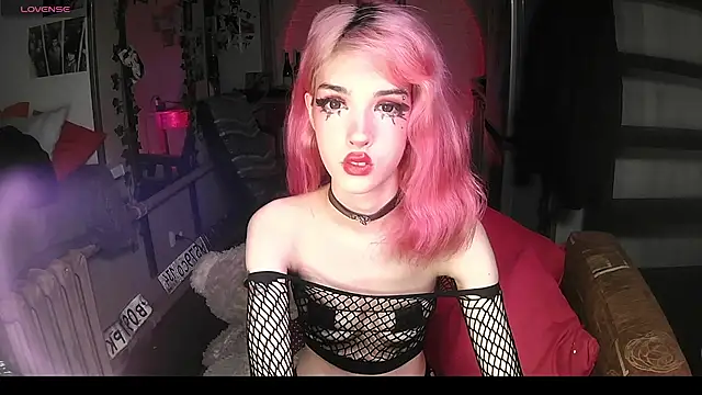 Snapshot of Ink__pleasure chatting on September 10, 2025, 11:48 pm Ink pleasure online show from September 10, 2025, 11:48 pm