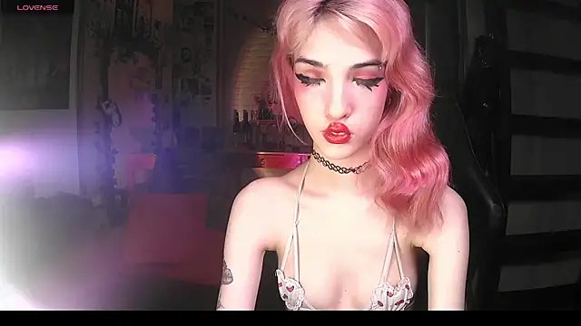 Snapshot of Ink__pleasure chatting on September 14, 2025, 11:27 pm Ink pleasure online show from September 14, 2025, 11:27 pm