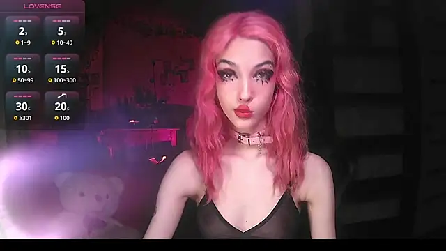 Snapshot of Ink__pleasure chatting on October 12, 2025, 10:11 pm Ink pleasure online show from October 12, 2025, 10:11 pm