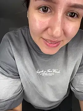 Jullya x online show from March 21, 2026, 9:30 pm