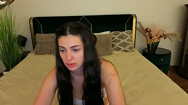 Snapshot of ArielGemme chatting on April 29, 2026, 5:30 pm ArielGemme online show from April 29, 2026, 5:30 pm