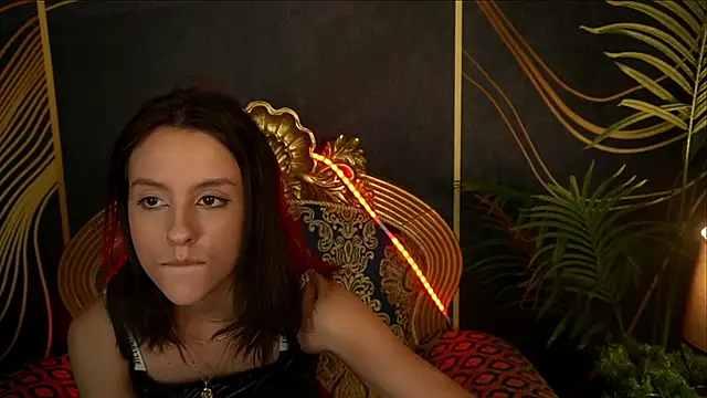 Snapshot of AnnaElys chatting on February 5, 2025, 1:11 pm AnnaElys online show from February 5, 2025, 1:11 pm