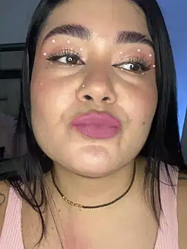 Snapshot of karla_hotgirl chatting on March 21, 2025, 3:33 am karla hotgirl online show from March 21, 2025, 3:33 am