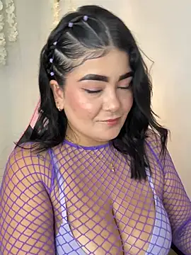 Snapshot of karla_hotgirl chatting on April 17, 2026, 12:46 am karla hotgirl online show from April 17, 2026, 12:46 am