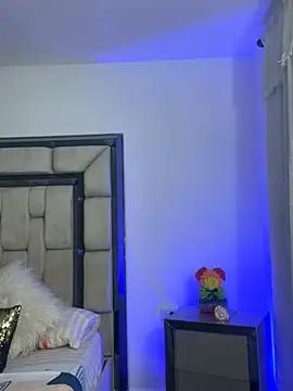 Snapshot of karla_hotgirl chatting on March 8, 2025, 2:12 am karla hotgirl online show from March 8, 2025, 2:12 am