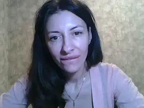 LissaBlossom online show from March 11, 2025, 7:14 am