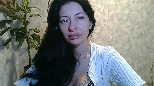 Snapshot of LissaBlossom chatting on June 16, 2026, 4:56 am LissaBlossom online show from June 16, 2026, 4:56 am