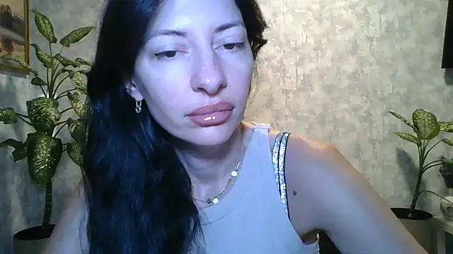 LissaBlossom online show from August 3, 2026, 3:58 am