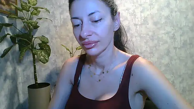 LissaBlossom online show from June 26, 2026, 2:39 am