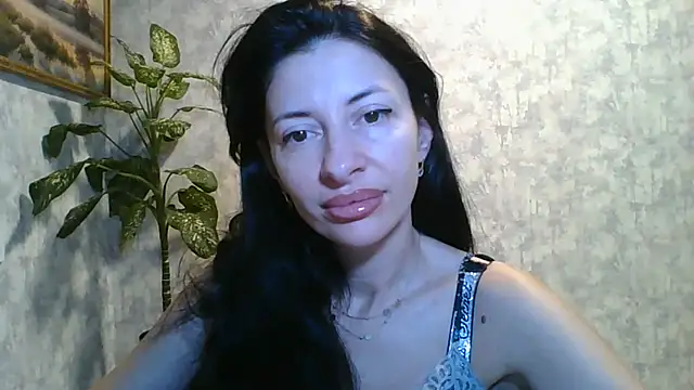 LissaBlossom online show from June 29, 2026, 3:35 am