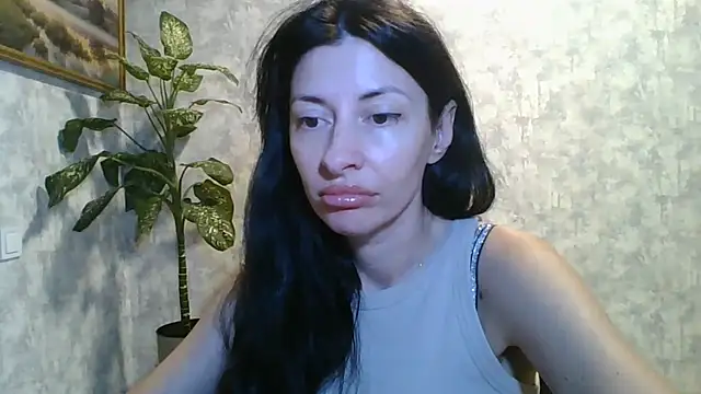 LissaBlossom online show from June 25, 2026, 5:12 am