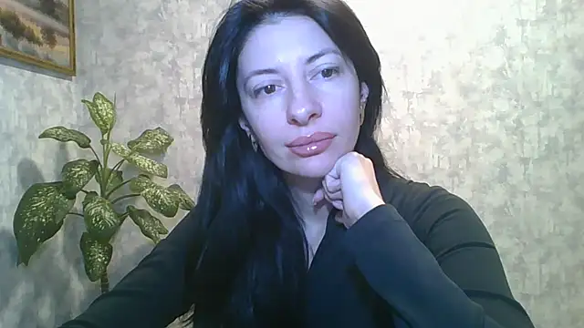 LissaBlossom online show from February 4, 2026, 3:56 am