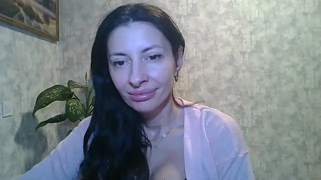 LissaBlossom online show from October 3, 2025, 3:13 pm