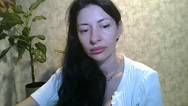 Snapshot of LissaBlossom chatting on June 3, 2026, 2:29 pm LissaBlossom online show from June 3, 2026, 2:29 pm