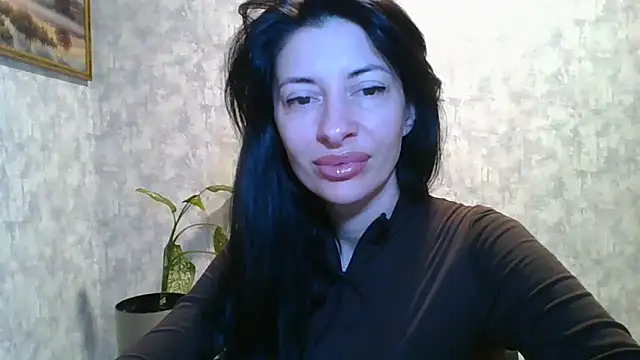 Snapshot of LissaBlossom chatting on May 9, 2026, 4:05 am LissaBlossom online show from May 9, 2026, 4:05 am