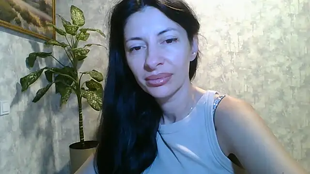 LissaBlossom online show from June 25, 2026, 2:53 am