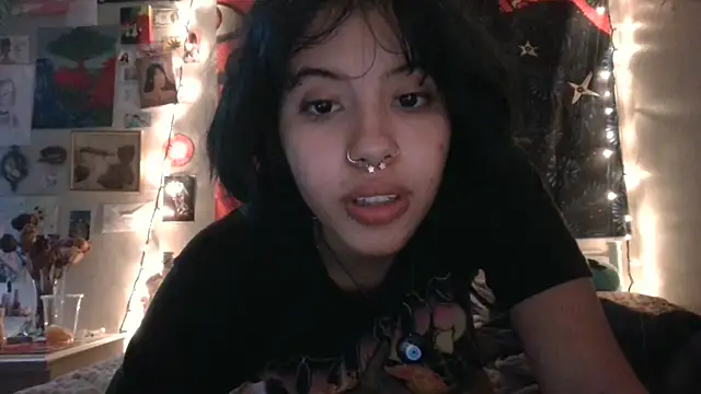 Rubyred2369 online show from January 8, 2025, 8:39 pm