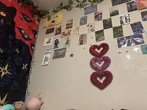 Rubyred2369 online show from February 10, 2025, 7:07 pm