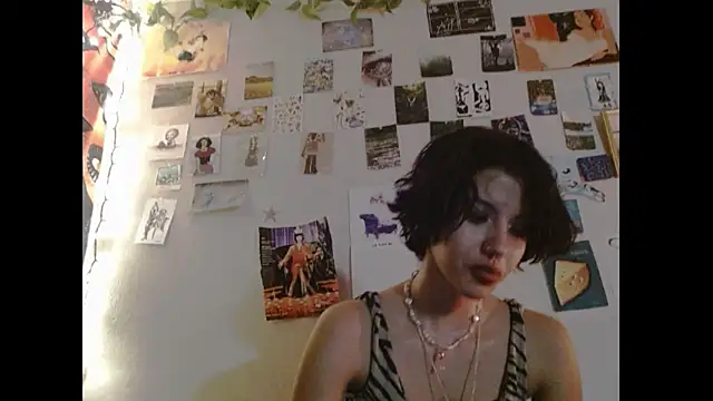 Rubyred2369 online show from March 8, 2025, 3:50 am