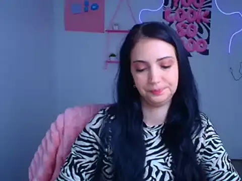 Amalia amor online show from October 31, 2025, 6:43 am