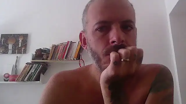 xtrppyx online show from October 30, 2025, 11:08 am