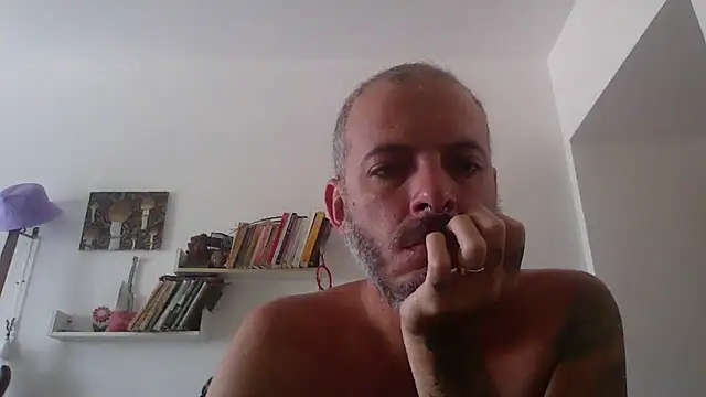 xtrppyx online show from October 29, 2025, 2:05 pm