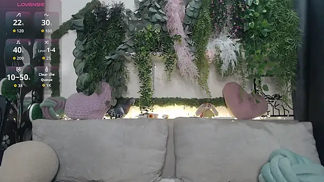 Snapshot of scyrim2 chatting on November 13, 2025, 8:51 am scyrim2 online show from November 13, 2025, 8:51 am