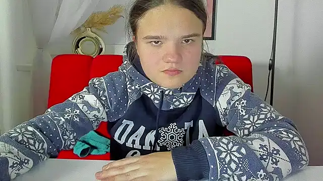 AdeleCruz online show from January 17, 2026, 1:26 pm