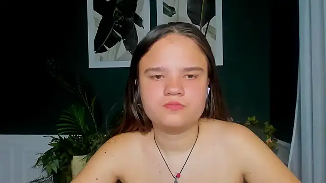 Snapshot of AdeleCruz chatting on May 12, 2026, 12:00 pm AdeleCruz online show from May 12, 2026, 12:00 pm