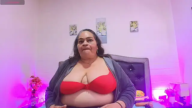 Snapshot of VickyBoobss chatting on July 23, 2026, 2:09 am VickyBoobss online show from July 23, 2026, 2:09 am