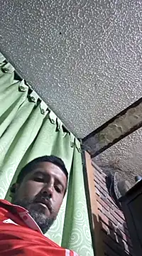 Snapshot of ElHades086 chatting on February 19, 2025, 11:17 am ElHades086 online show from February 19, 2025, 11:17 am