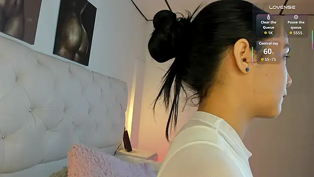 Snapshot of kathy_bakerr chatting on October 8, 2025, 1:34 pm kathy bakerr online show from October 8, 2025, 1:34 pm