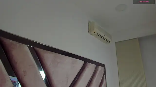 Snapshot of kathy_bakerr chatting on March 5, 2026, 1:30 pm kathy bakerr online show from March 5, 2026, 1:30 pm