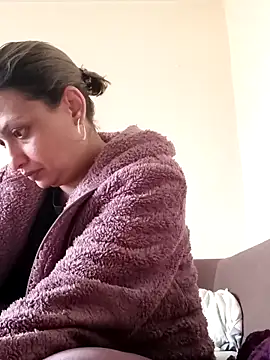 Snapshot of rosse26830 chatting on March 22, 2025, 10:49 am rosse26830 online show from March 22, 2025, 10:49 am