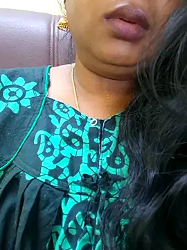 Snapshot of kanikasree chatting on October 21, 2025, 5:51 am kanikasree online show from October 21, 2025, 5:51 am